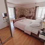 Private In Diocletians Palace Apartment *
