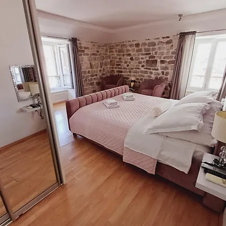 Private In Diocletians Palace Appartement *