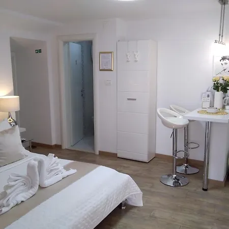 Private In Diocletians Palace Apartmán