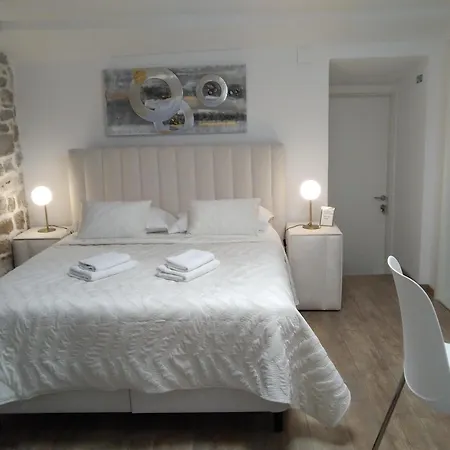 Private In Diocletians Palace Apartman Split